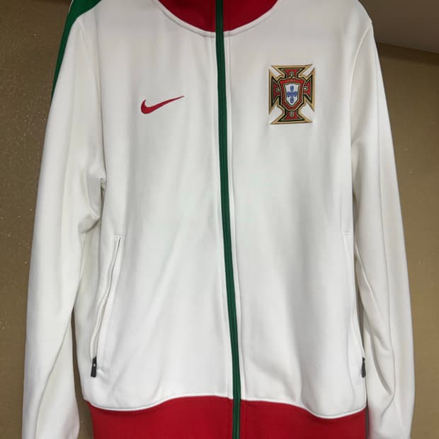 포르투갈 져지 M