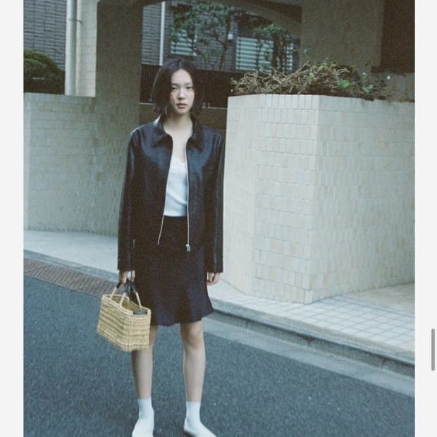 얼바닉30 urbanic30 실비 새틴 스커트 블랙 m