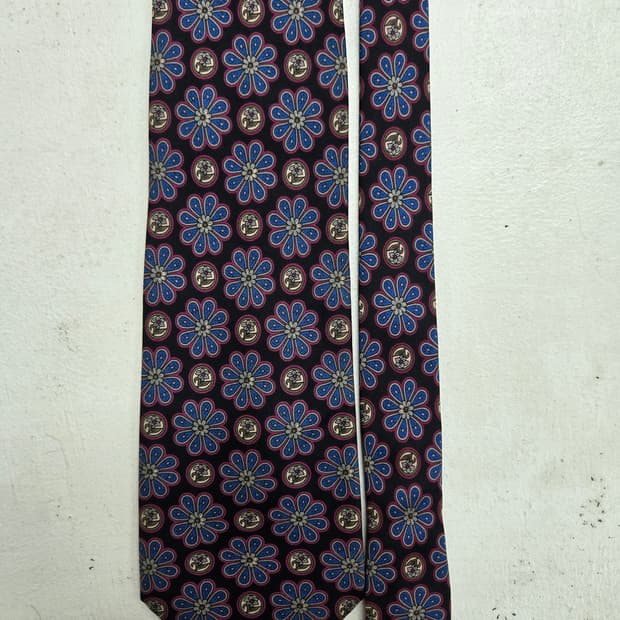 랑방 꽃무늬 패턴 넥타이 블랙