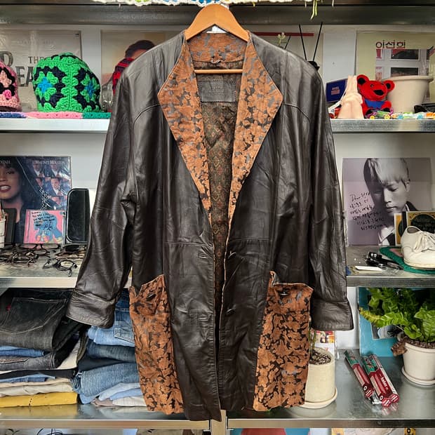 90s Vintage Italian Leather Raglan Coat