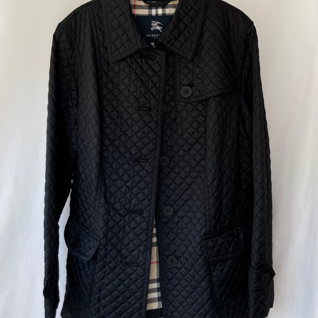 거의새것) 정품 버버리 다이아몬드 여성 퀼팅자켓77