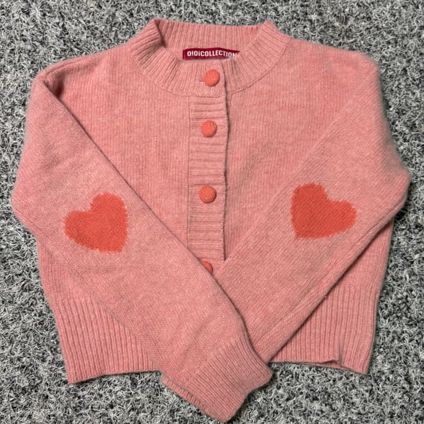 oioi 오아이오아이 핑크 하트 가디건