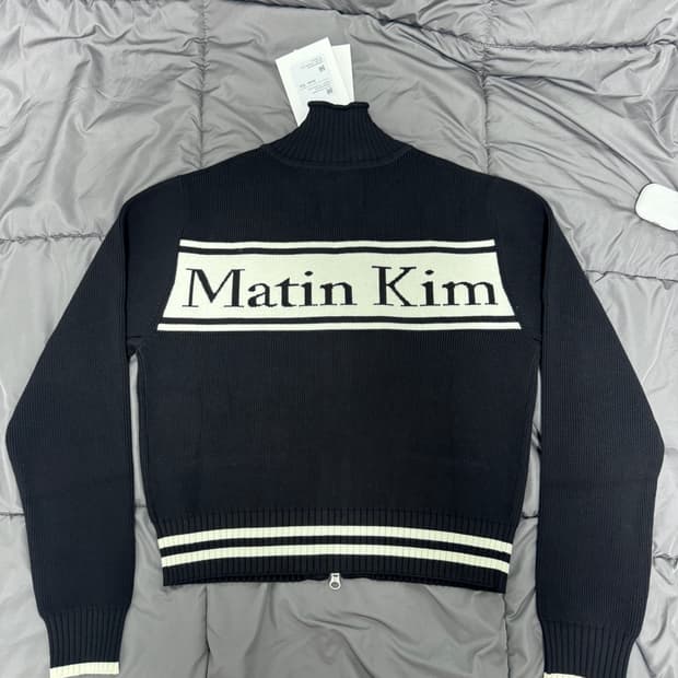 (새상품) 마뗑킴 블랙 가디건