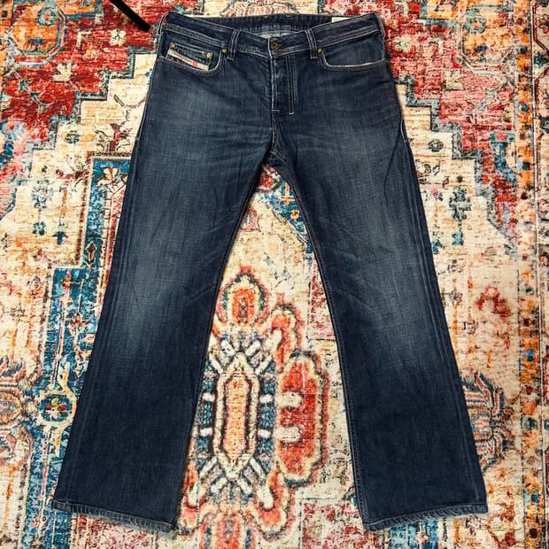 [31/30] 디젤 자티니 부츠컷 데님 팬츠