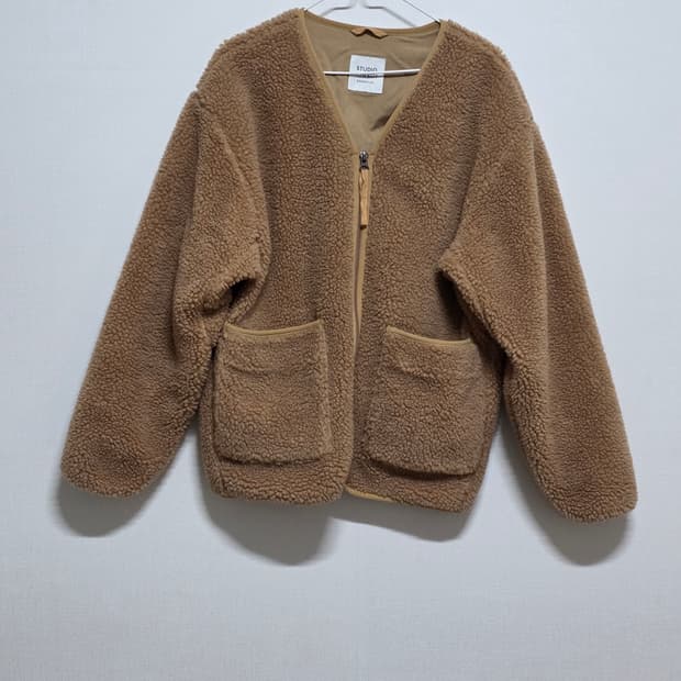 스튜디오 톰보이 털 자켓