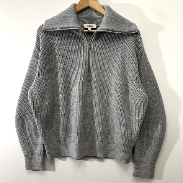 코스 반집업 니트