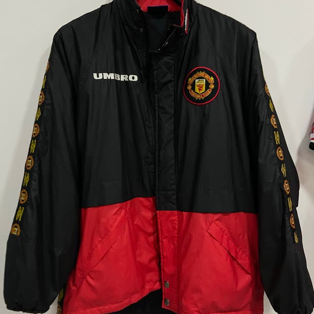 97-98 맨체스터유나이티드 바람막이 패딩 자켓