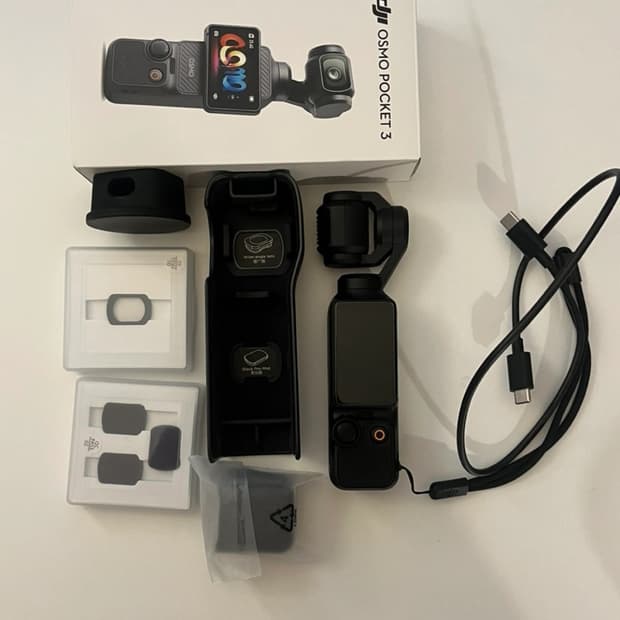 Dji 오즈모포켓3 세트 팝니다 (콤보 아님)