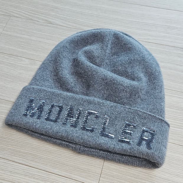 몽클레어 비니