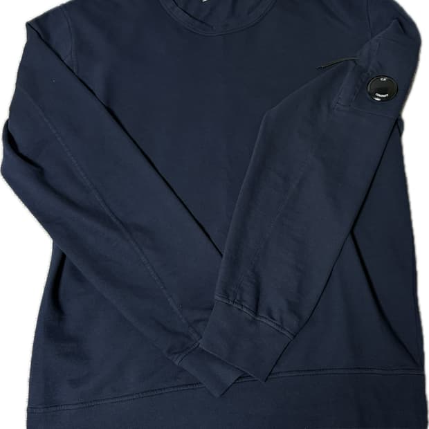 Cp컴퍼니 네이비 맨투맨