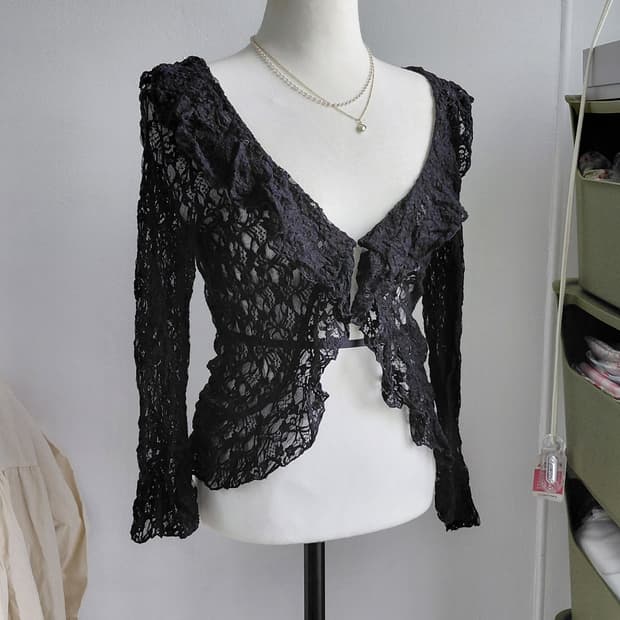 [빈티지] 블랙 레이스 숏 가디건 프릴 장식