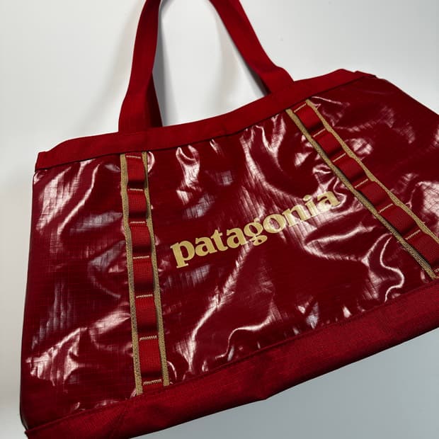 파타고니아 레드 토트백