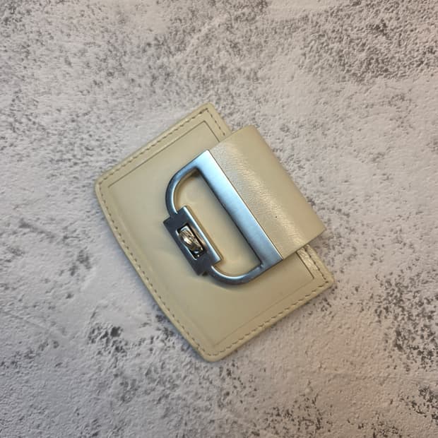 에끌라 아이보리 카드지갑 명함지갑