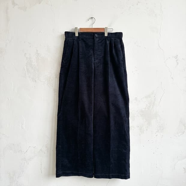 Vintage Mood, Deep Navy Corduroy Pants