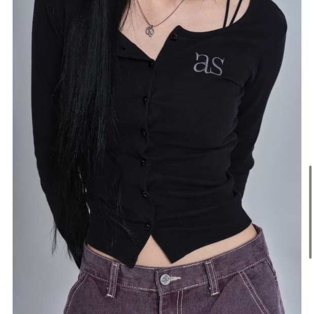 애즈온 버튼 가디건 블랙 새거 팝니다