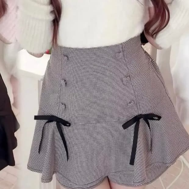 시마무라 모에냐 콜라보 스커트