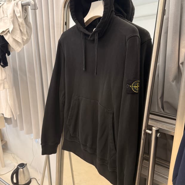 스톤아일랜드 후드티 블랙 M 새상품급