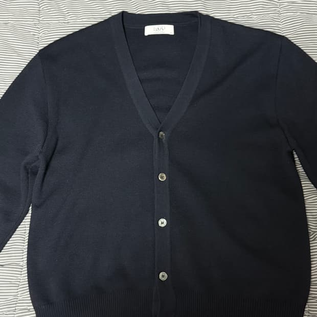 엘무드 오디너리 크롭 가디건 NAVY