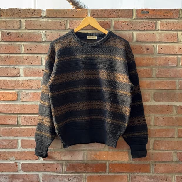 코트다쥬르 COTEDAZUR 브라운 재크가드 니트 스웨터