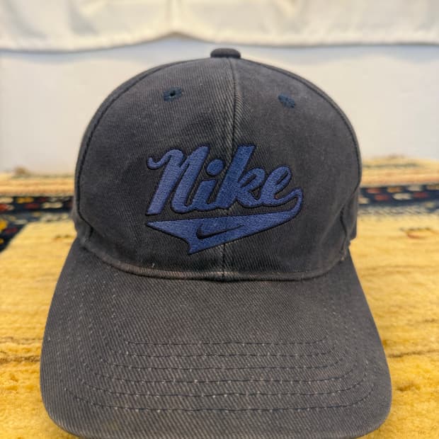 나이키 올드스쿨 로고 볼캡