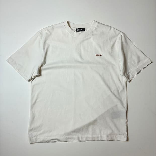 제냐 ZEGNA 화이트 크루넥 반팔 티셔츠 PN9030