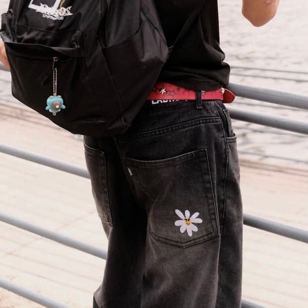 라브로스 데이지 배기진