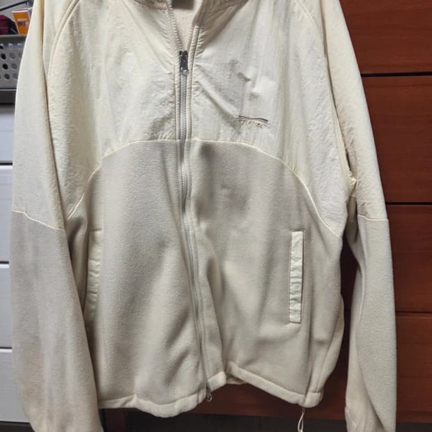 travel 블록 후리스 자켓 크림 m사이즈