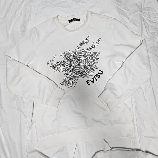 에비수 용 자수 맨투맨 스웻셔츠