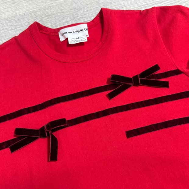 꼼데가르송 걸 벨벳 리본 티셔츠Comme des Garcons girl 