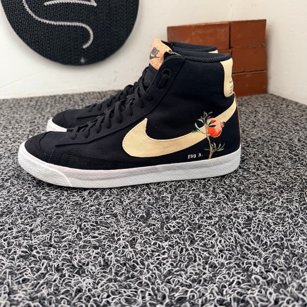 나이키 블레이저 미드 77 석류 블랙 265