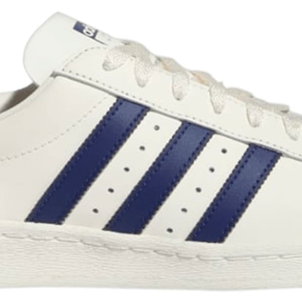 아디다스 슈퍼스타 82 화이트 다크 블루 270