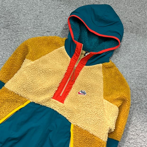 [100] 나이키 양털 반집업 후리스