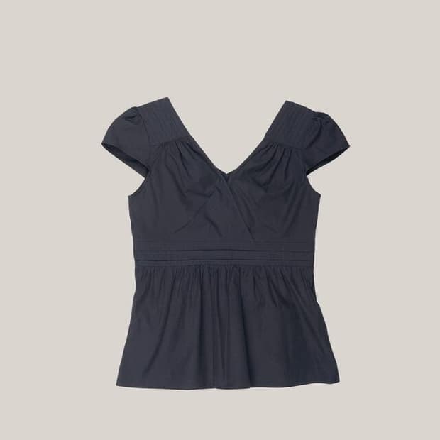 아우로 블라우스 PUFF PIN TUCK BLOUSE 네이비