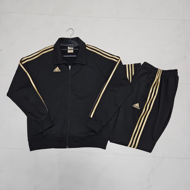 아디다스 블랙골드 검금 삼선 져지 트랙팬츠 세트 L 100