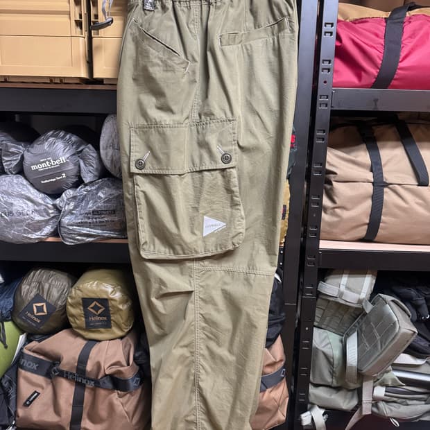 and wander 앤드원더 X 그라미치  밀리터리 와이드 팬츠 M