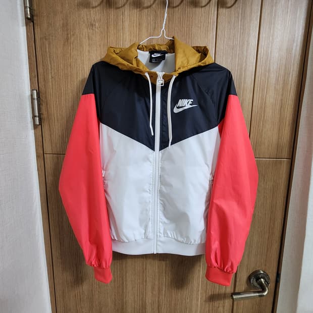 (S)여성 나이키 원드러너 바람막이 자켓