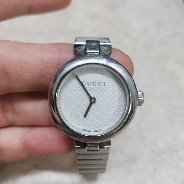 구찌 정품 여성 시계