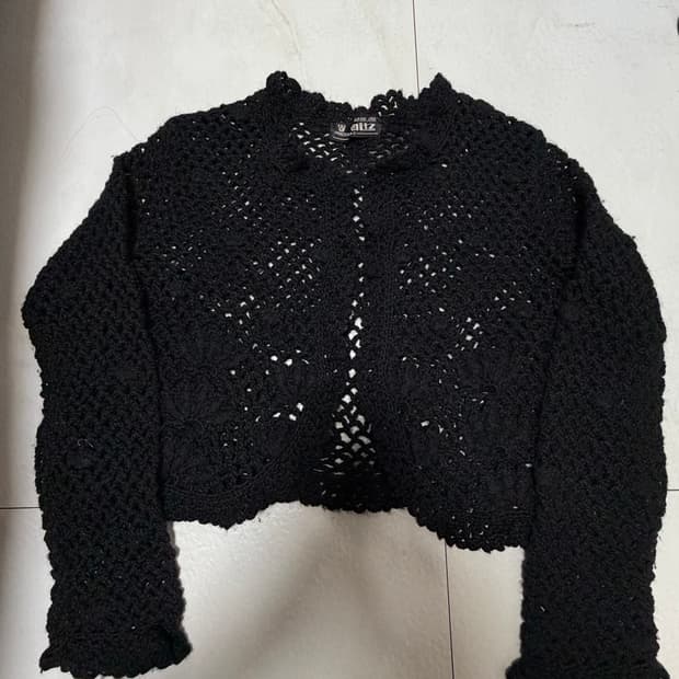 자수 디테일 가디건