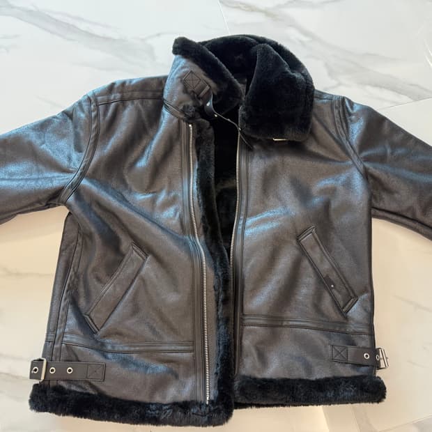 레프트서울 무스탕 라지