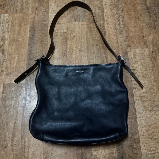(급처)코치 숄더백 