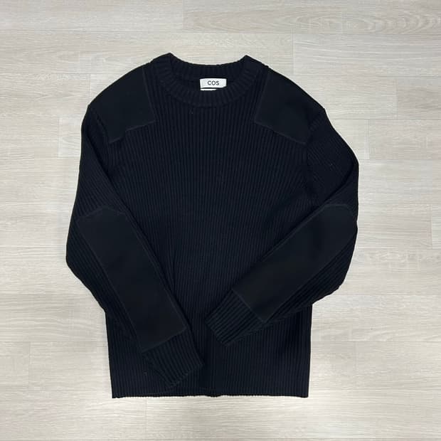Cos 니트 xs 사이즈