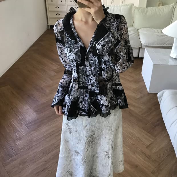 vintage pattern blouse