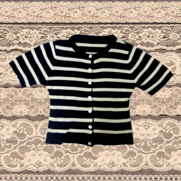 빈티지 자개 포인트 스트라이프 니트 세미크롭티