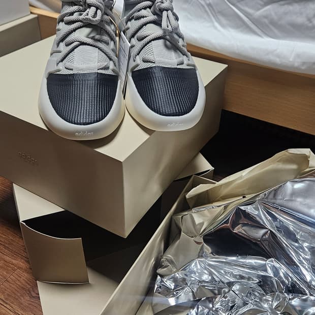 피어오브갓 FOG 아디다스 스니커즈 슈즈 신발 정품