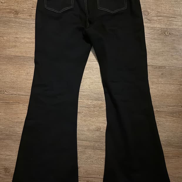 Flared Jeans