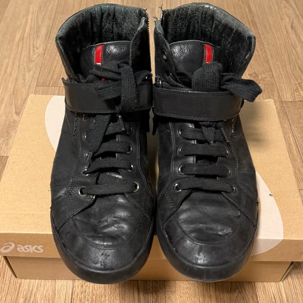 프라다 스포츠 레더하이탑 275