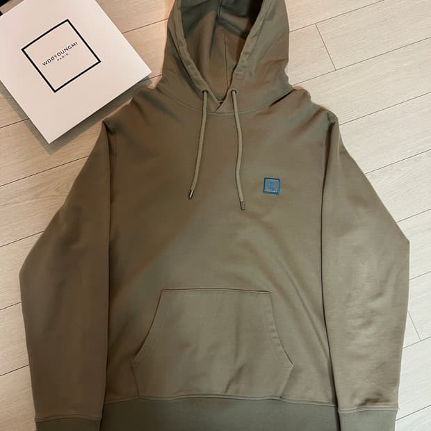 우영미 백로고 후드티