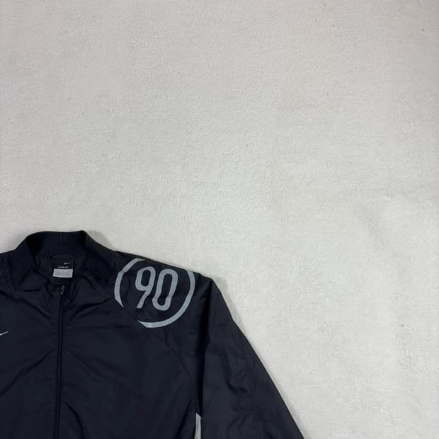 나이키 토탈90 클리마핏 투톤 바람막이