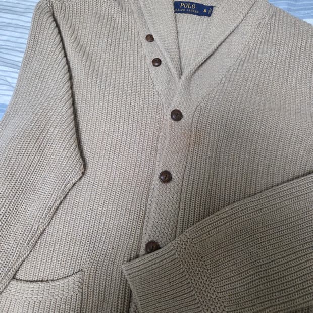 폴로 베이지가디건