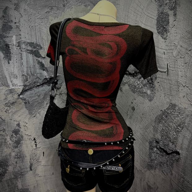 Hysteric Glamour 레드 스네이크 카키 슬림핏 반팔 티셔츠
